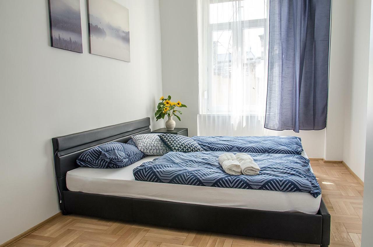 Appartamento Harrison Budapest Esterno foto