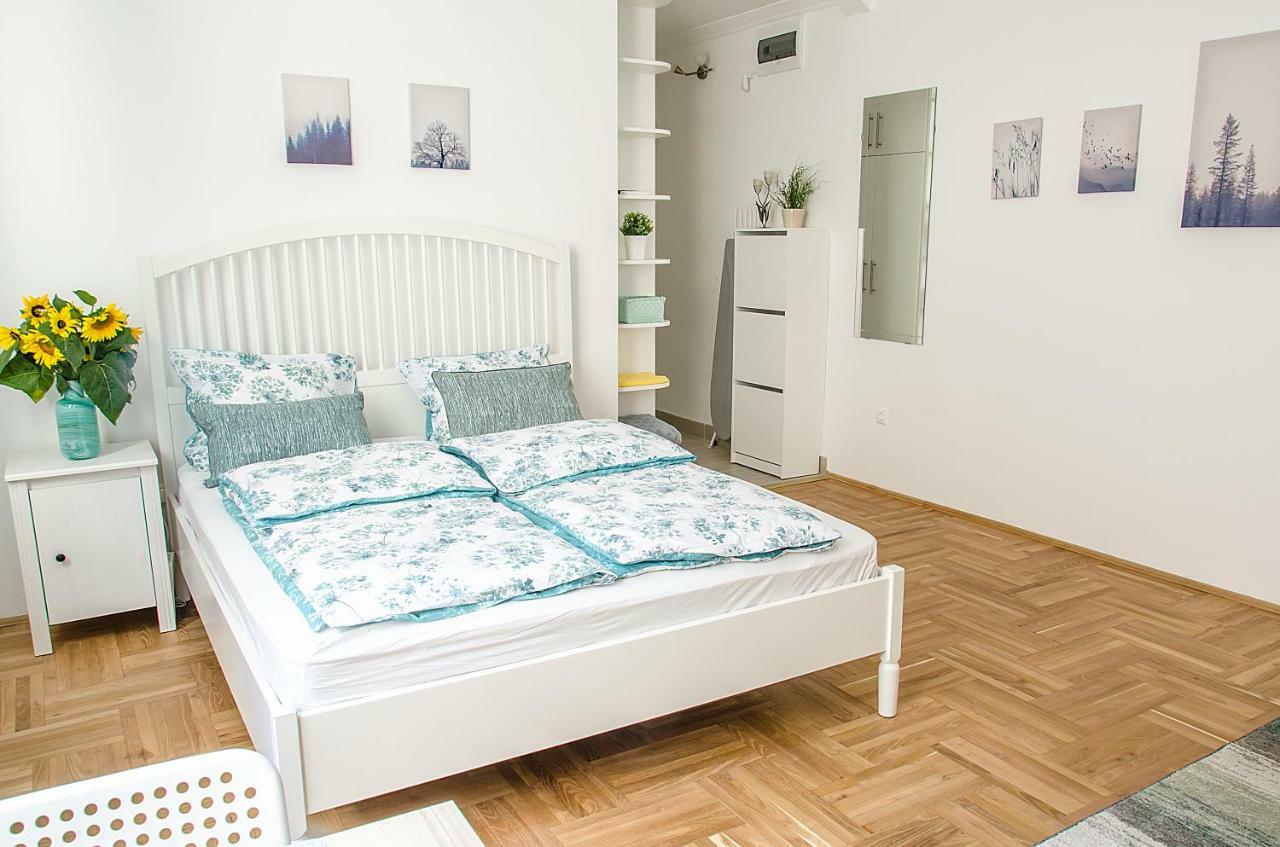 Appartamento Harrison Budapest Esterno foto
