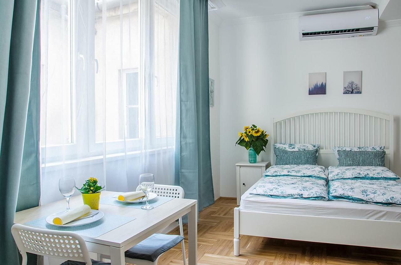Appartamento Harrison Budapest Esterno foto